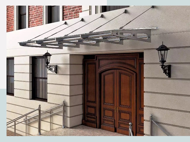 Металлические козырьки от 624 руб. в Снежинске